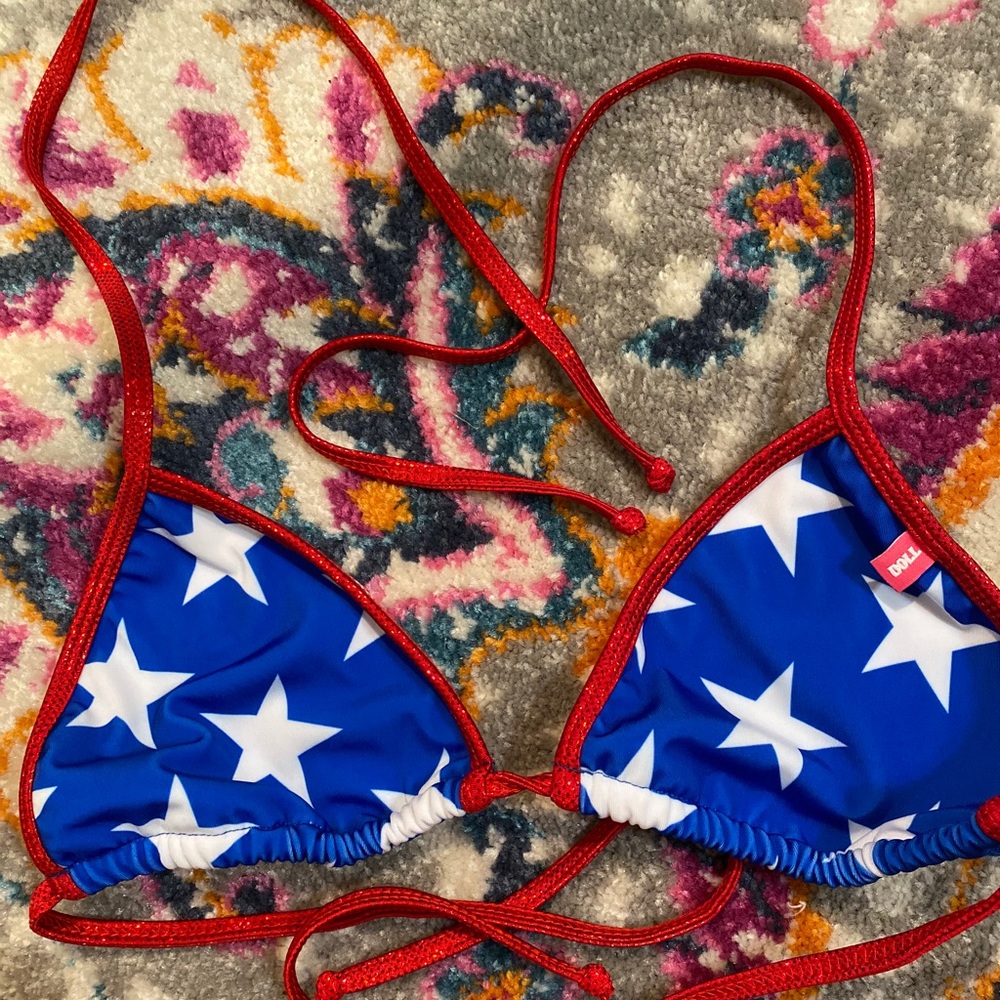 Costume or Bikini top